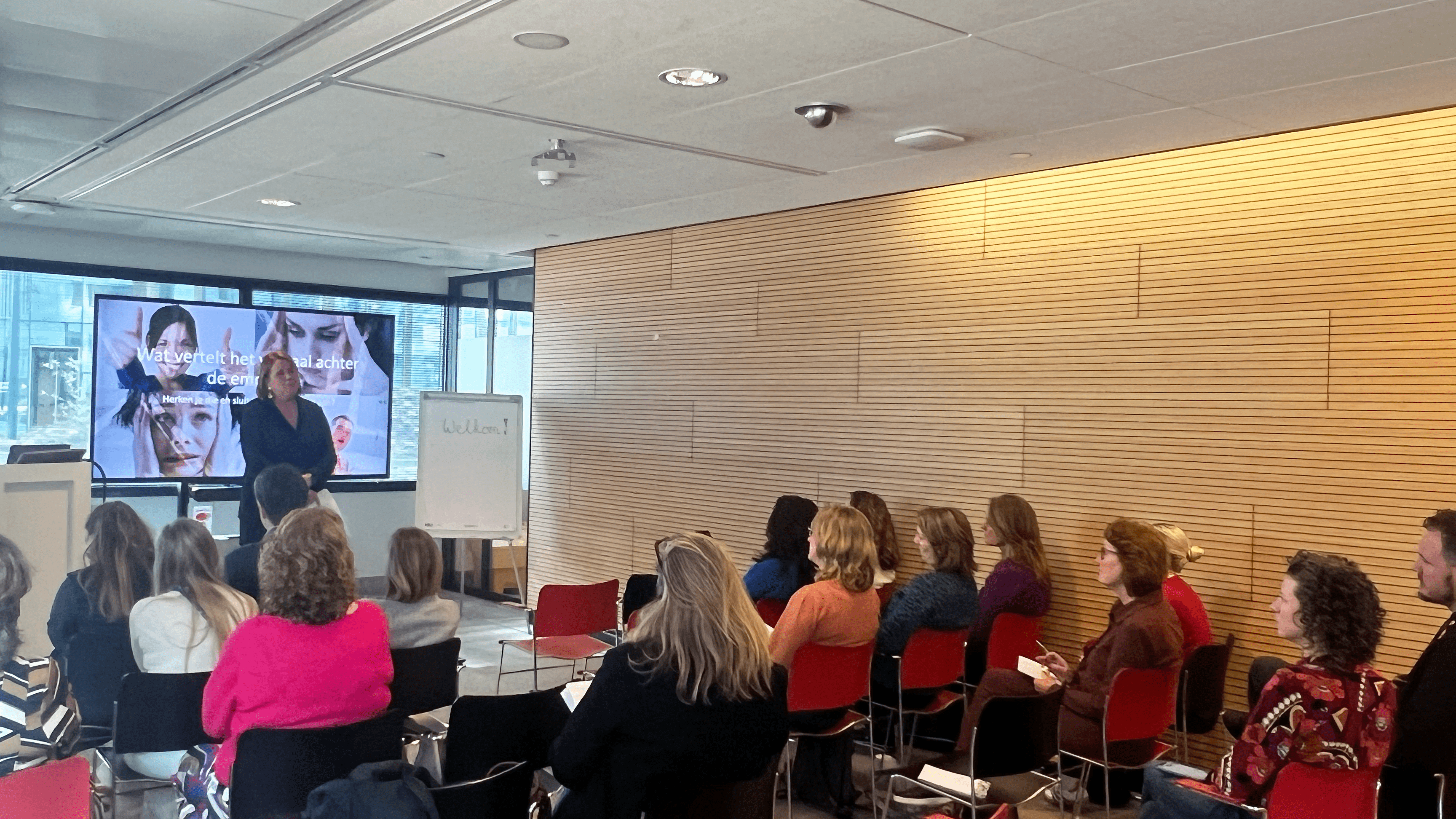 Regina van de Berg tijdens een Proeftuin Factor-C